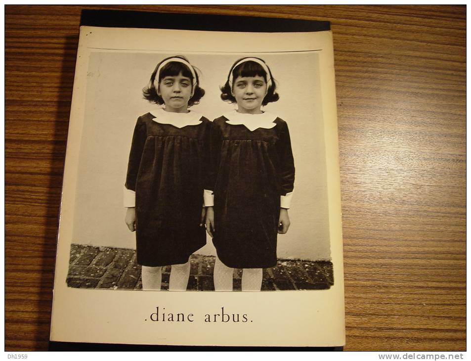 DIANE ARBUS APERTURE MONOGRAPH MILLERTON NEW YORK PHOTOS FOTOS PHOTOGRAPHY TRANSVESTITE  HERMAPHRODITE MAN WOMAN CHILD - Art