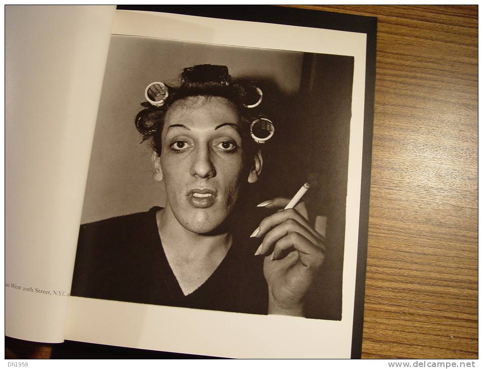 DIANE ARBUS APERTURE MONOGRAPH MILLERTON NEW YORK PHOTOS FOTOS PHOTOGRAPHY TRANSVESTITE  HERMAPHRODITE MAN WOMAN CHILD