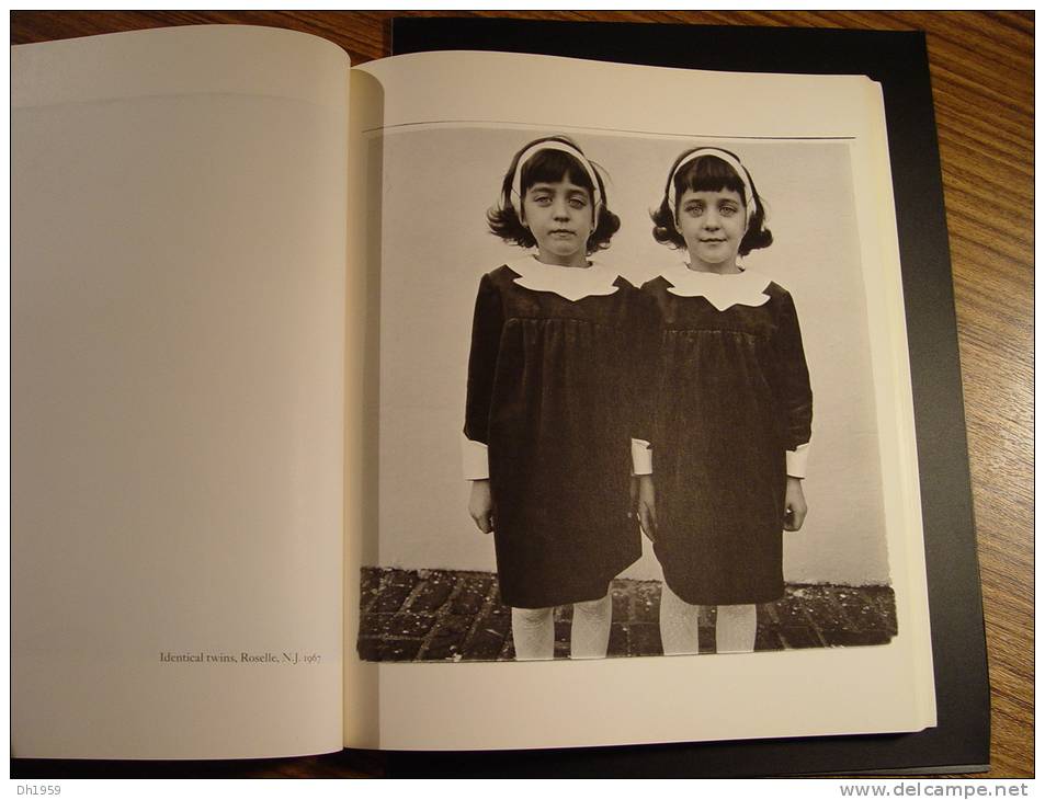 DIANE ARBUS APERTURE MONOGRAPH MILLERTON NEW YORK PHOTOS FOTOS PHOTOGRAPHY TRANSVESTITE  HERMAPHRODITE MAN WOMAN CHILD