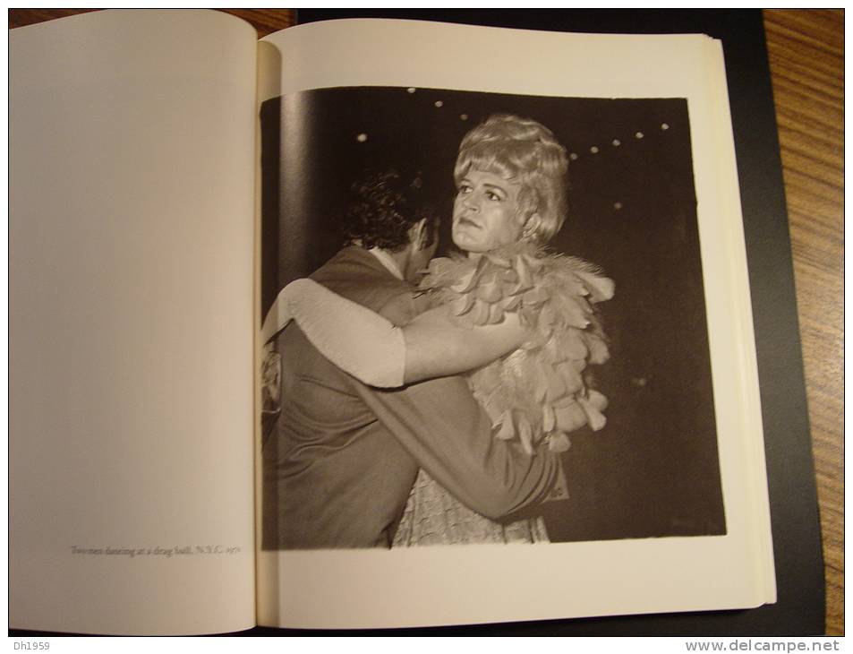 DIANE ARBUS APERTURE MONOGRAPH MILLERTON NEW YORK PHOTOS FOTOS PHOTOGRAPHY TRANSVESTITE  HERMAPHRODITE MAN WOMAN CHILD