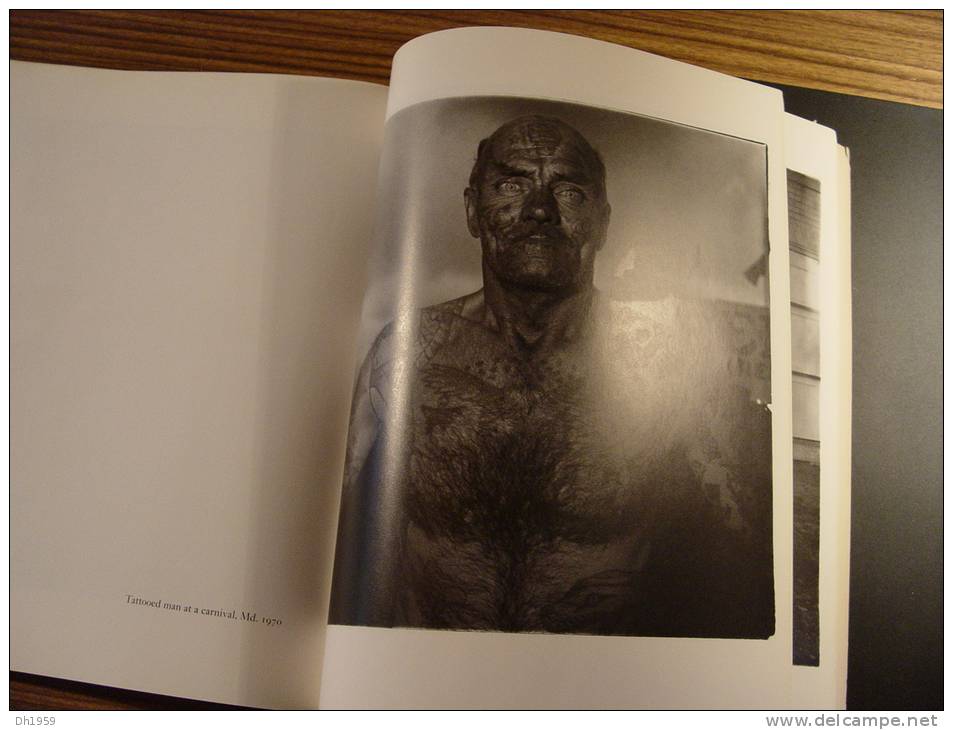 DIANE ARBUS APERTURE MONOGRAPH MILLERTON NEW YORK PHOTOS FOTOS PHOTOGRAPHY TRANSVESTITE  HERMAPHRODITE MAN WOMAN CHILD