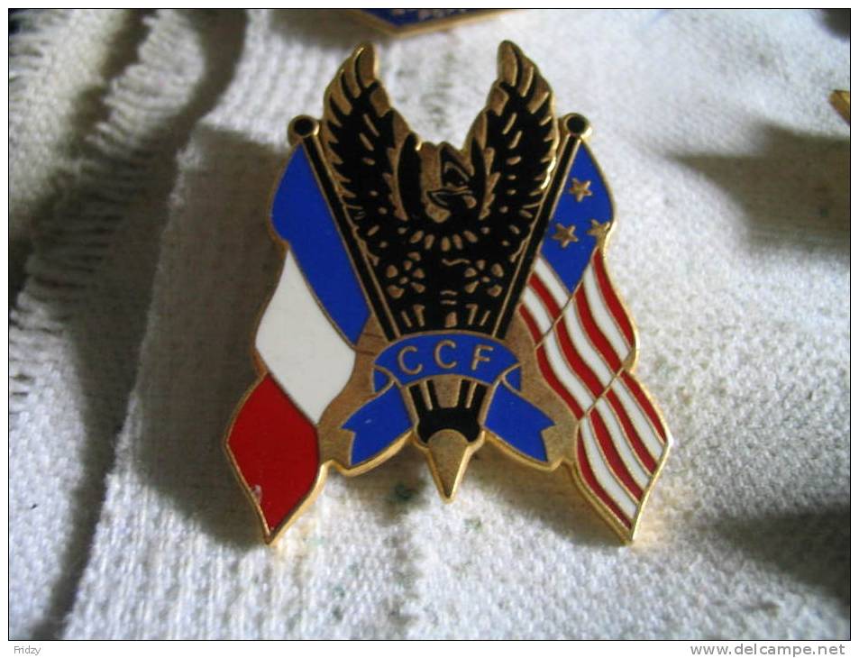 Pin´s Du CCF Franco-Américain. - Militaria