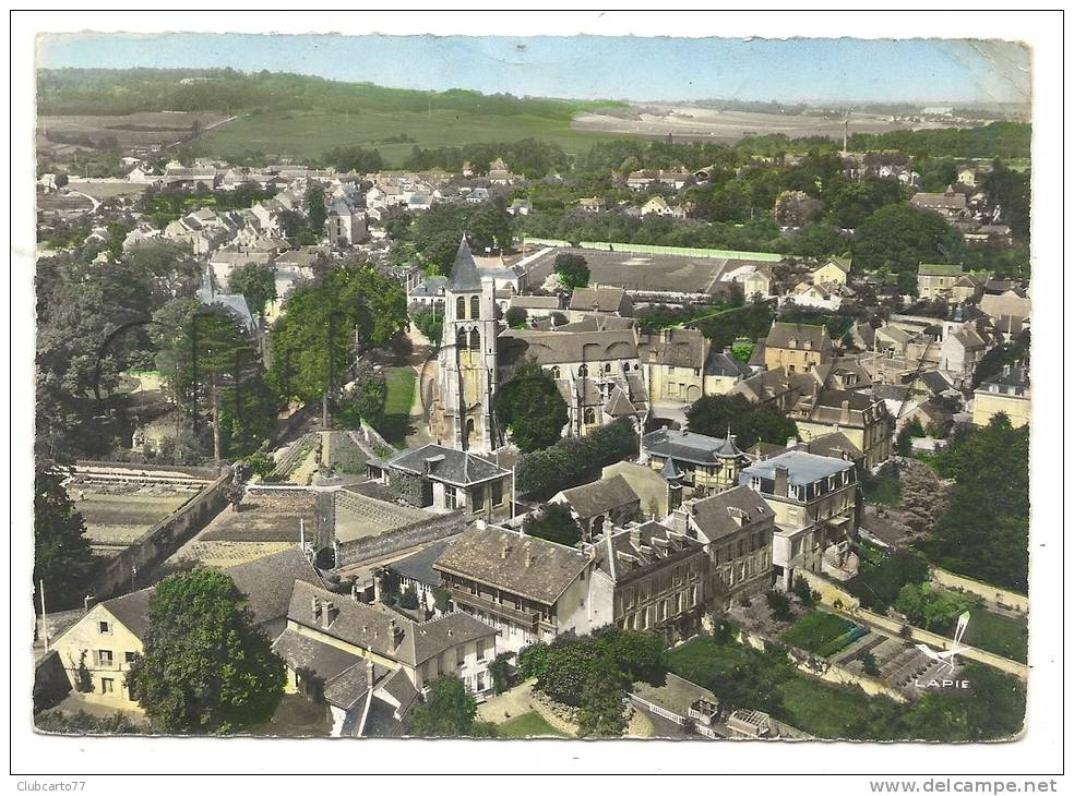 Précy-sur-oise (60) : Vue Générale Aérienne Au Niveau Du Quartier De L'égliseet Du Stade  En 1950. - Précy-sur-Oise