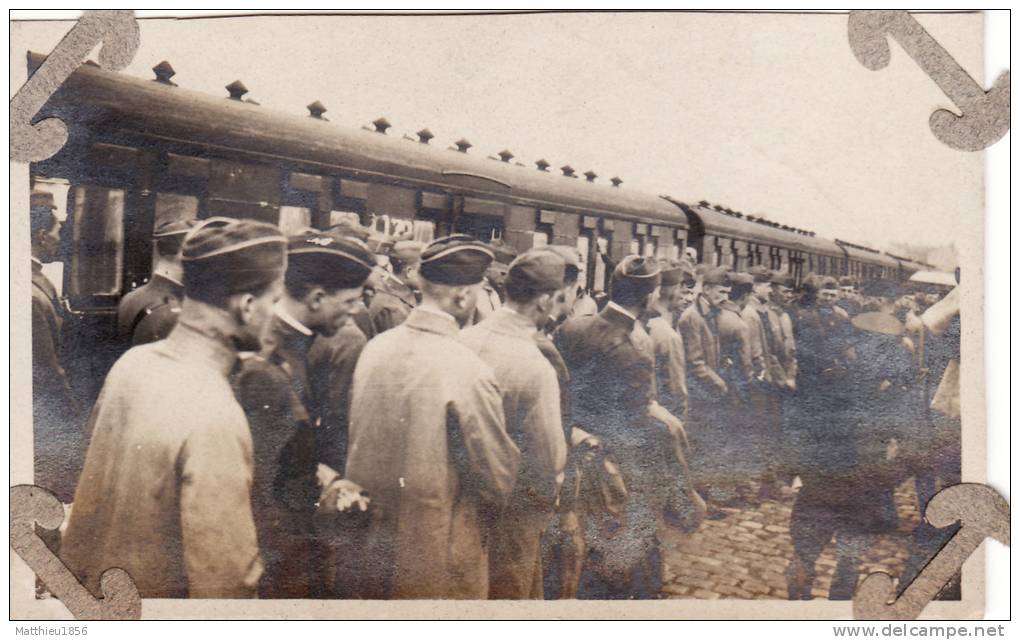 Photo Originale Aout 1919 BRUXELLES (Brussel) - Soldats Américains En Gare (A26, Ww1, Wk1) - Schienenverkehr - Bahnhöfe