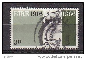 Q0249 - IRLANDE IRELAND Yv N°178 - Oblitérés