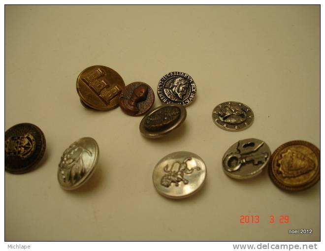 10  BOUTONS   AIDENTIFIER - Buttons