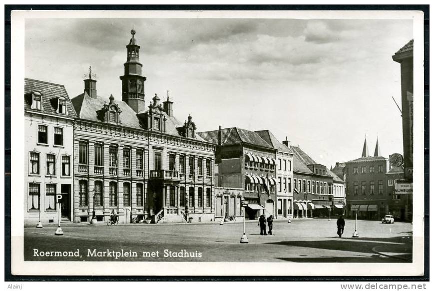 CP   Roermond   ---   Marktplein Met Stadhuis  --  1964 - Roermond