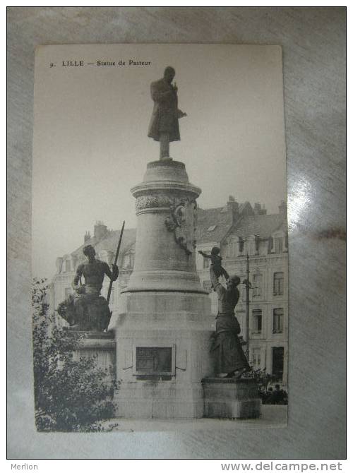 Lille    - Statue De  Pasteur  D102645 - Lille