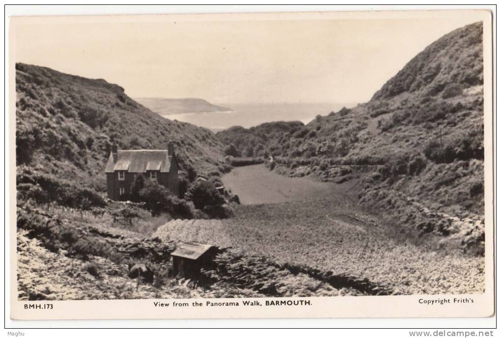 Real Photo By Friths,  View From The Panorama Walk, Barmouth, Wales, Postcard - Merionethshire