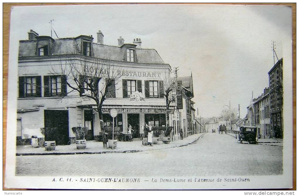 Cpa SAINT OUEN L AUMONE 95 La Demi Lune Et L´ Avenue De Saint Ouen - Saint-Ouen-l'Aumône