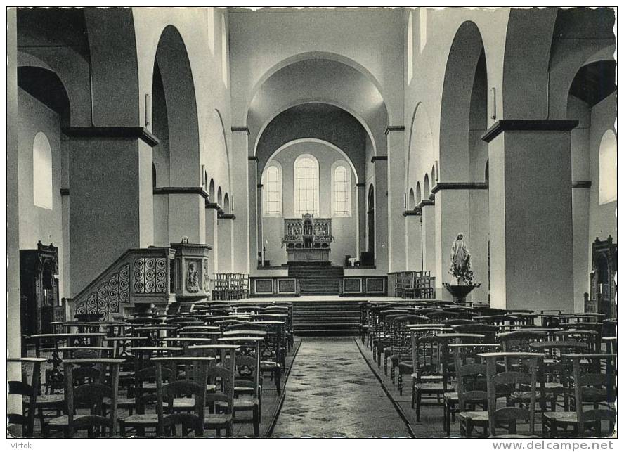 Lobbes  : Intérieur De L'église    (  Grand  Format ) - Autres & Non Classés