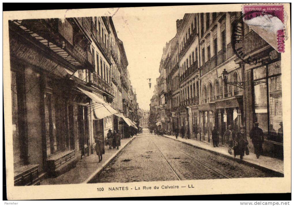 NANTES / LA RUE DU CALVAIRE - Nantes