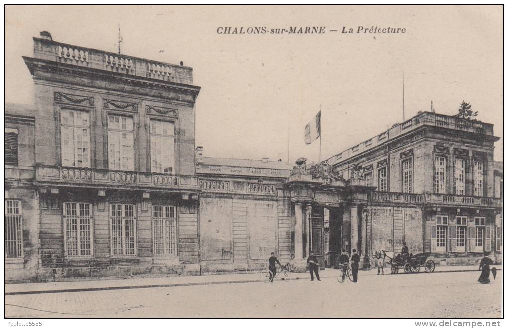 CHALONS SUR MARNE - La Préfecture 1919 Dép51 (animée) - Châlons-sur-Marne