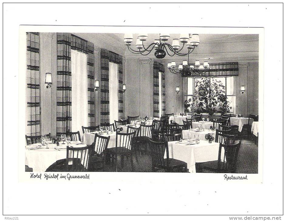 Allemagne BERLIN - Hôtel Bristol Im Grunewald - RESTAURANT SALLE A MANGER TABLES Lampe Lustre - Grunewald