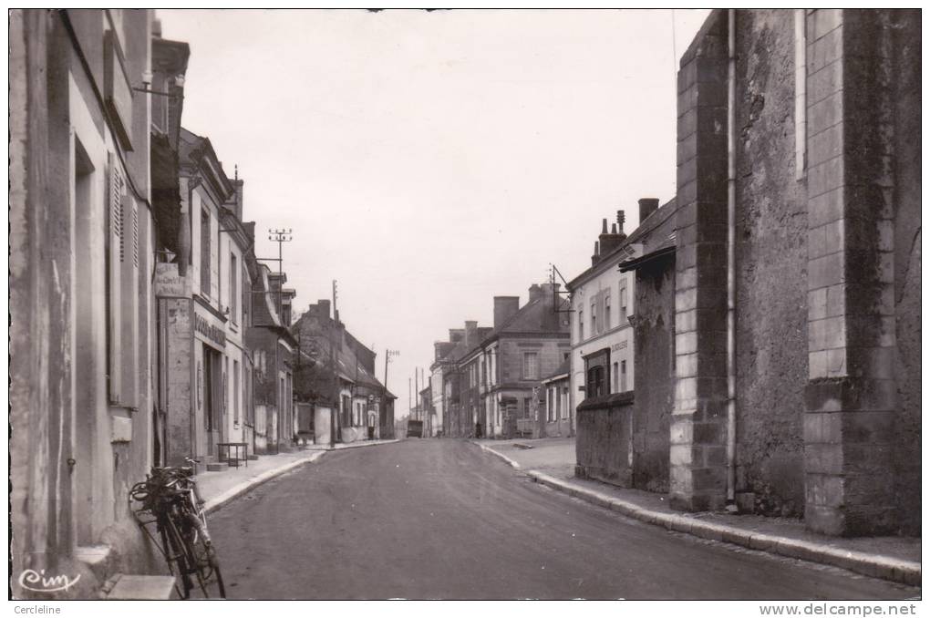 CPSM CLERE LES PINS 37 RUE PRINCIPALE VELO CIM 1956 - Cléré-les-Pins