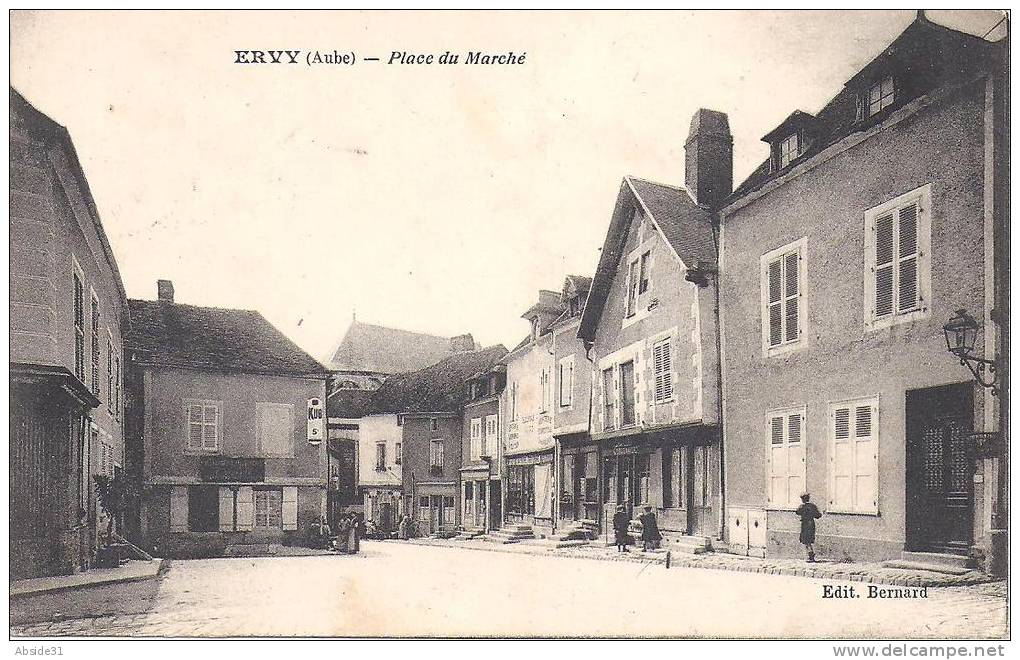 ERVY - Place Du Marché - Ervy-le-Chatel