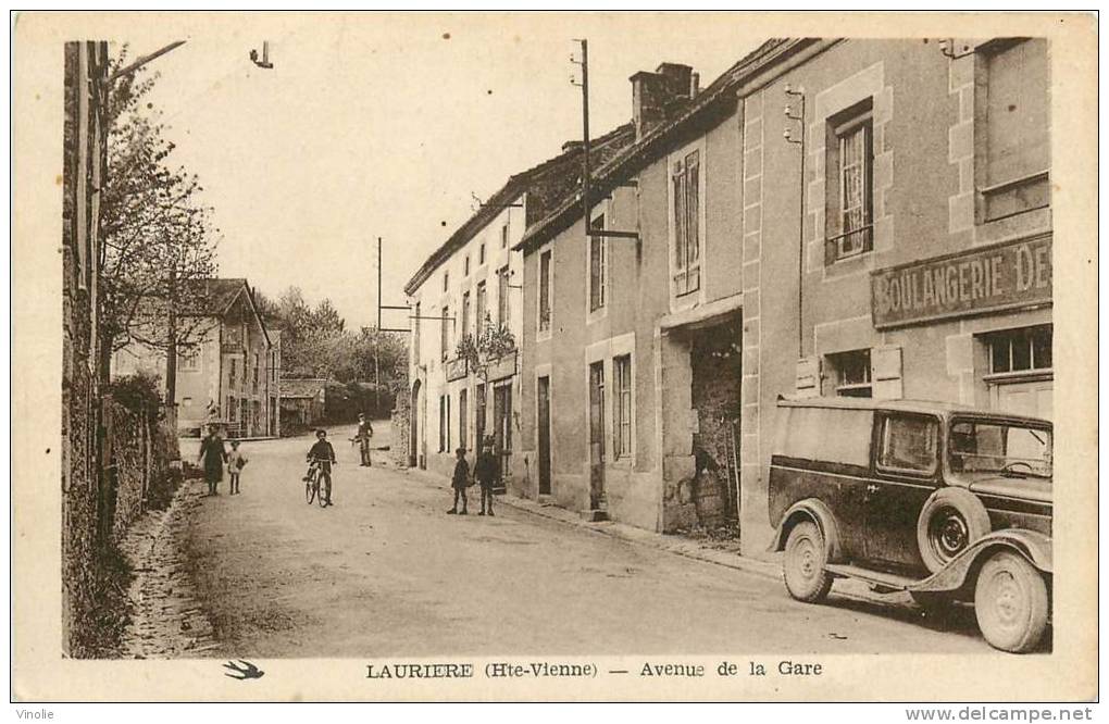 Réf : C -13-0388 : Laurière (automobile) - Lauriere