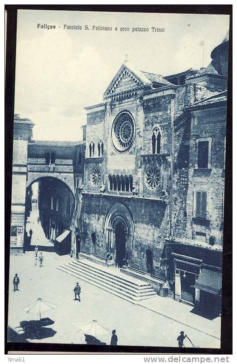 UMBRIA FOLIGNO FACCIATA S.FELICIANO E ARCO PALAZZO TRINCI ,EDIZ.RICCI ANGELO Nr.81345. OLD POSTCARD CARTOLINA - Foligno