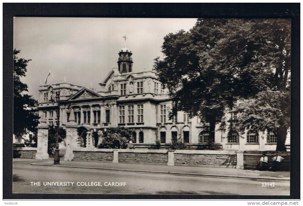 RB 930 - J. Salmon Real Photo Postcard - The University College Cardiff - Glamorgan Wales - Glamorgan