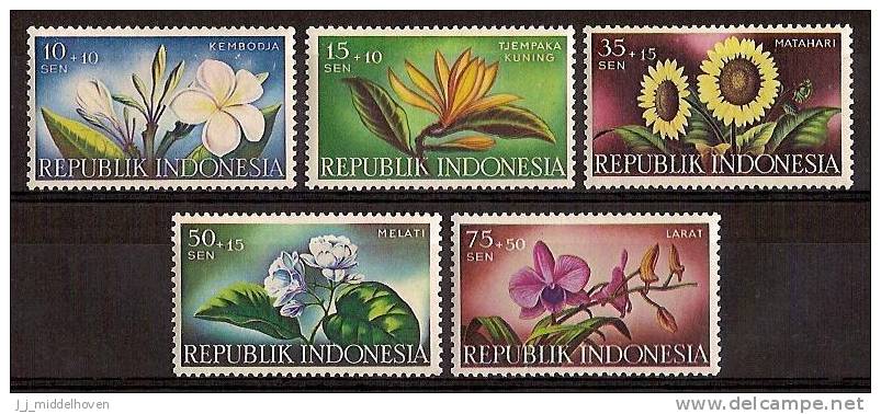 Indonesia Zonnebloem Cat Nr 204/8 Postfris (MNH, Neuf Sans Charniere) - Indonésie