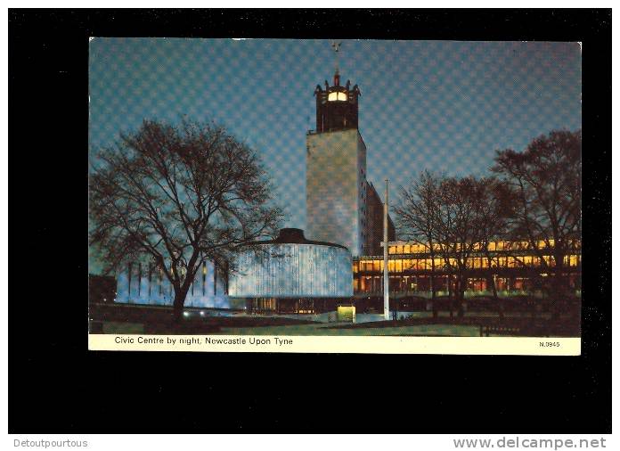 NEWCASTLE UPON TYNE Civic Centre By Night  1976 - Newcastle-upon-Tyne