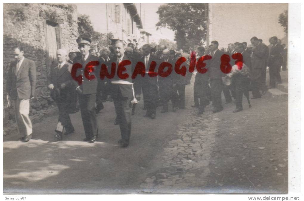 87 -ORADOUR SUR VAYRES -  CARTE PHOTO -INAUGURATION DU MONUMENT AUX MORTS 29 AOUT 1948- PHOTO JEANTAUD - Oradour Sur Vayres