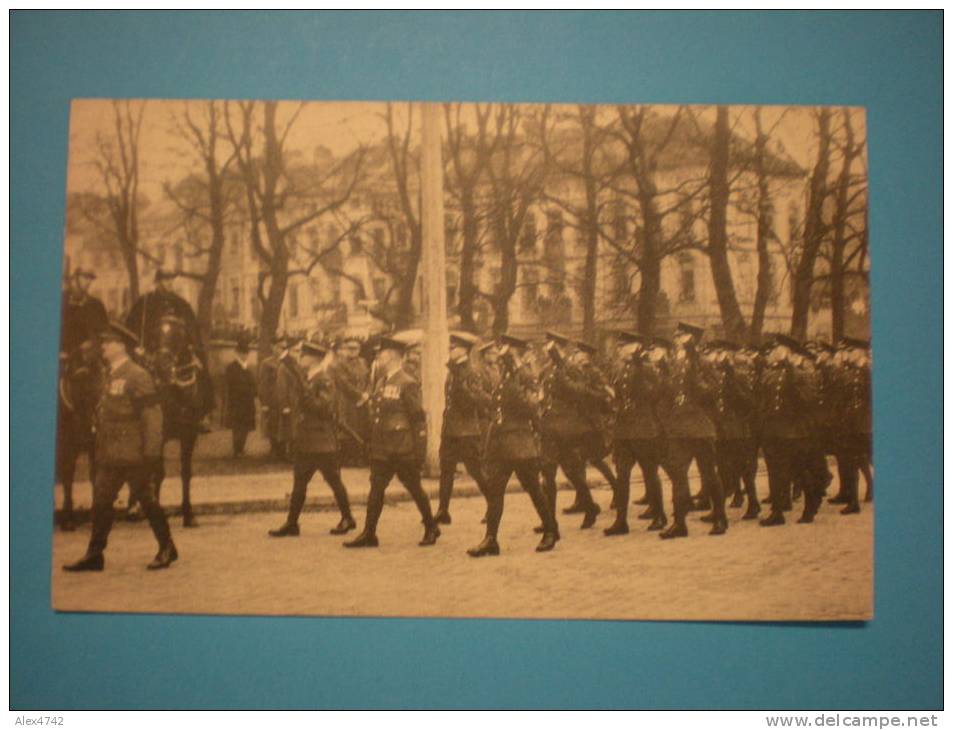 Funérailles Du Roi Albert 1er, L'hommage De L'armée Anglaise, Un Détachement Britannique Défilant Devant Le Cercueil - Funérailles