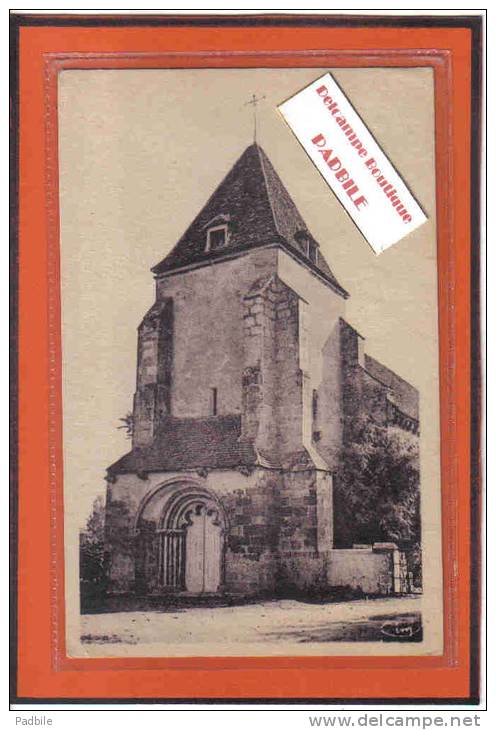 Carte Postale 18. Ainay-le-Vieil  L'église Très Beau Plan - Ainay-le-Vieil