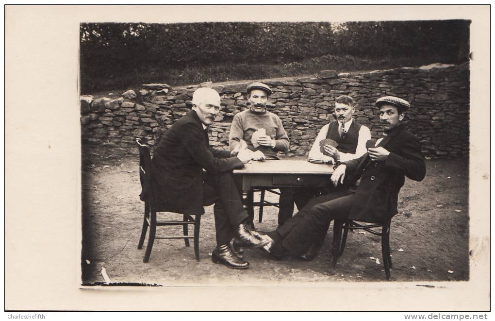 CARTE PHOTO ITALIENNE - JOUEURS DE CARTES - Vintage ! - Antiche (ante 1900)