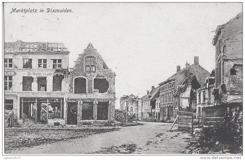 AK Dixmuiden,Marktplatz ,zerschossen   Feldpost,1.WK - Diksmuide