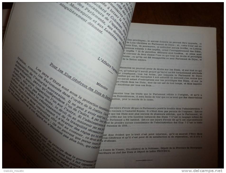 1968  Important fascicule sur l'  HISTOIRE  de la BOURGOGNE  de l' Antiquité à nos jours , 180 pages format  27cm x 21cm