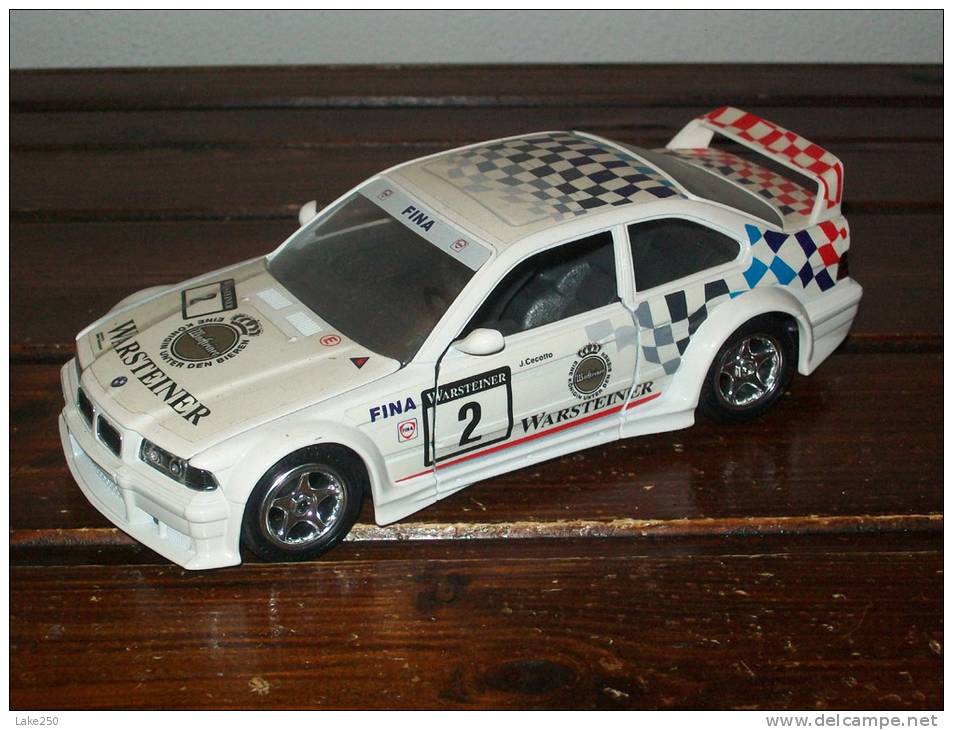 BURAGO  - BMW M3 CORSA  NO BOITE  Scala 1/24 - Burago