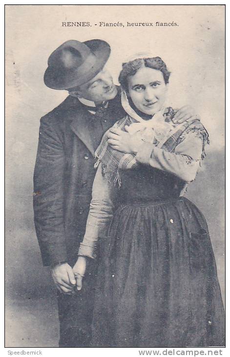 21917 Rennes, Fiancés, Heureux Fiancés -sans éd -costume Folklore Breton Coiffe - Rennes