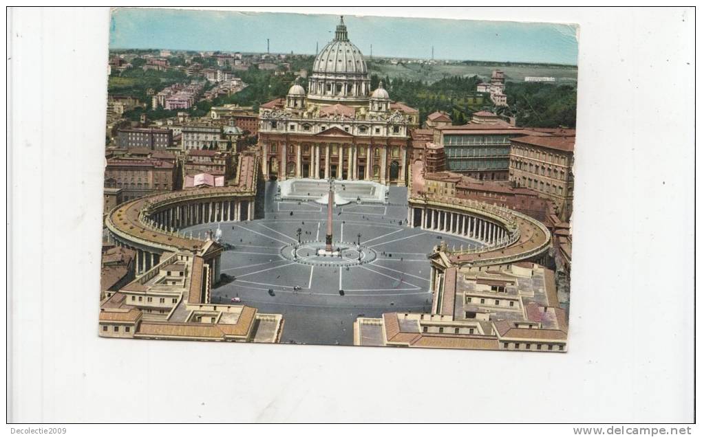 BT1604  Italy Rome St. Peter's Square 2 Scans - San Pietro