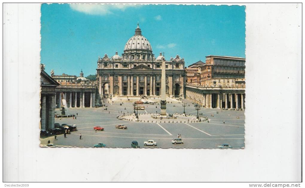 BT1640  Italy Rome  San Pietro Square 2 Scans - San Pietro