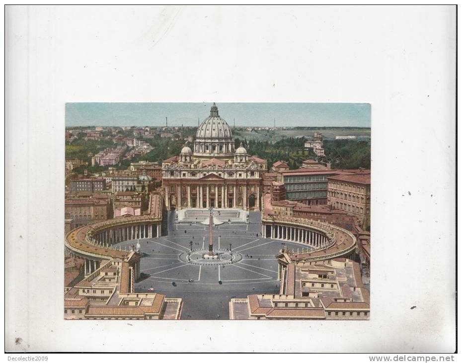 BT1671  Italy Rome St. Peter's Square 2 Scans - San Pietro