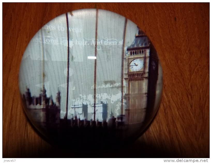 Presse Papier , Londres Avec Big Ben - Paper-weights