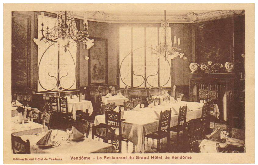 VENDOME  Le Restaurant Du Grand Hôtel De Vendôme - Vendome