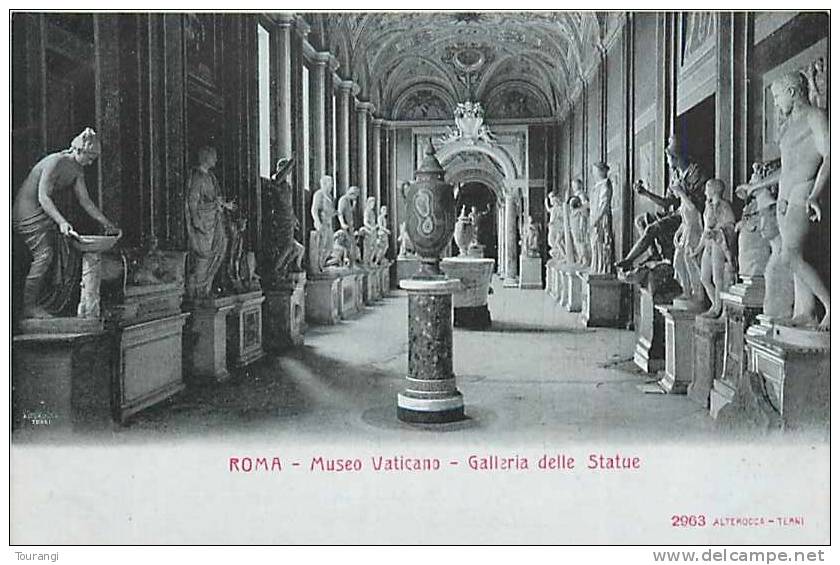 Mars13 1713 :  Roma  -  Museo Vaticano  -  Galleria Delle Statue - Museums