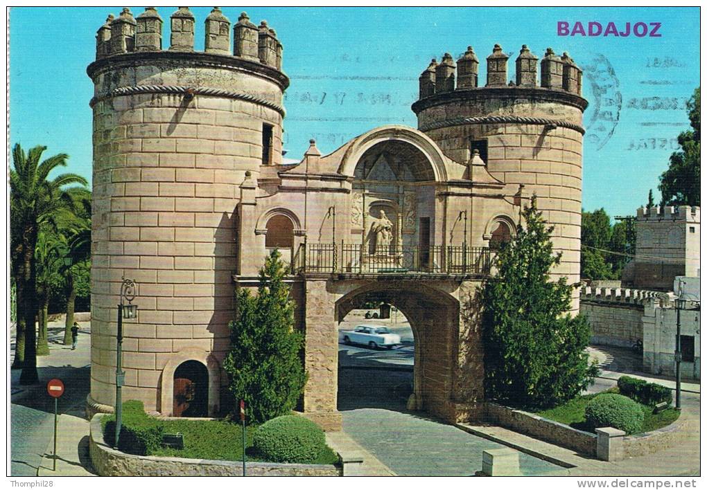 BADAJOZ - Puerta Palma - Circulée En 1982, 2 Scans - Badajoz