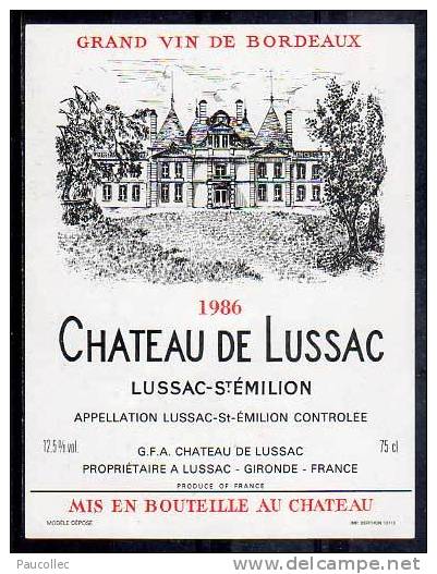 Château De LUSSAC. LUSSAC-SAINT-ÉMILION 1983 - Châteaux