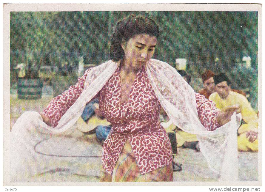 Belgique - Charleroi - Festival National De La Jeunesse - Danseuse Indonésienne - Charleroi