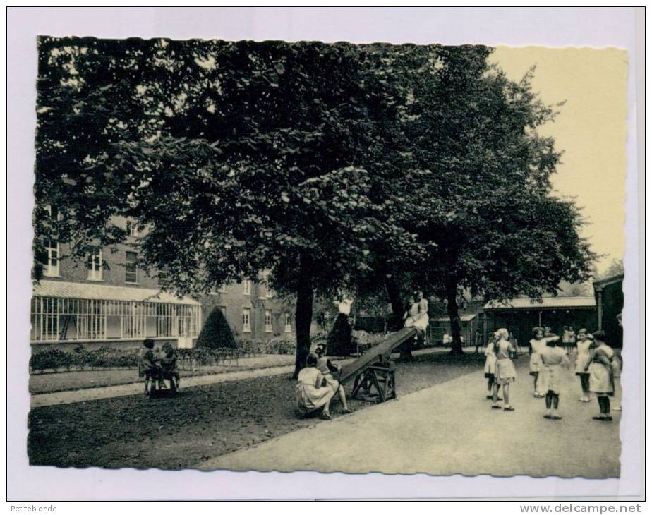 (J092) Medisch. Pedagogisch. Instituut St. Franciskus - Strijtem - Borchtlombeek / Kleine Speelkoer - Roosdaal