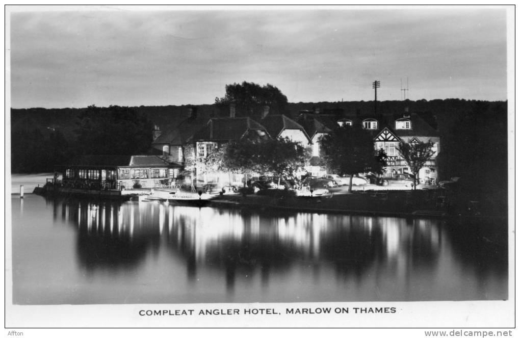 Marlow On Thames Old Real Photo Postcard - Buckinghamshire
