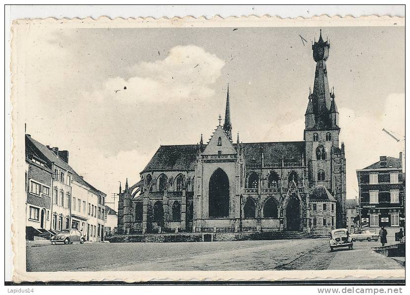 LL 395/C P A -BELGIQUE-  WALCOURT - LA BASILIQUE ET LA PLACE - Walcourt