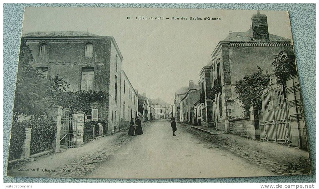 Lege - Rue Des Sables D'olonne - Legé