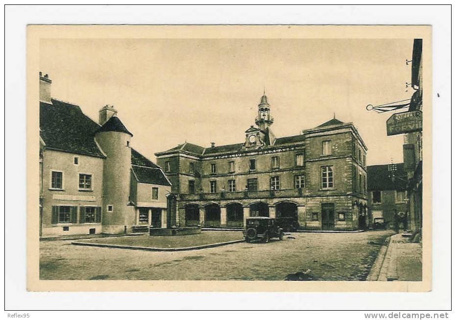 TANNAY - Hôtel De Ville Et Place Charles Chaigneau - Tannay