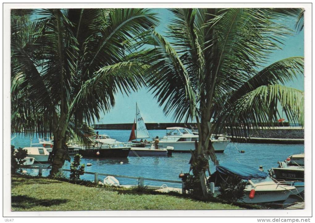 - L'ILE DE LA REUNION - Le Port De Saint-Gilles - Scan Verso - - Saint Pierre