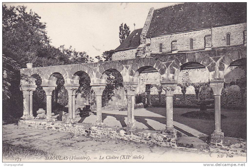 DAOULAS 29, LE CLOÎTRE XIIeme. SIECLE - Daoulas