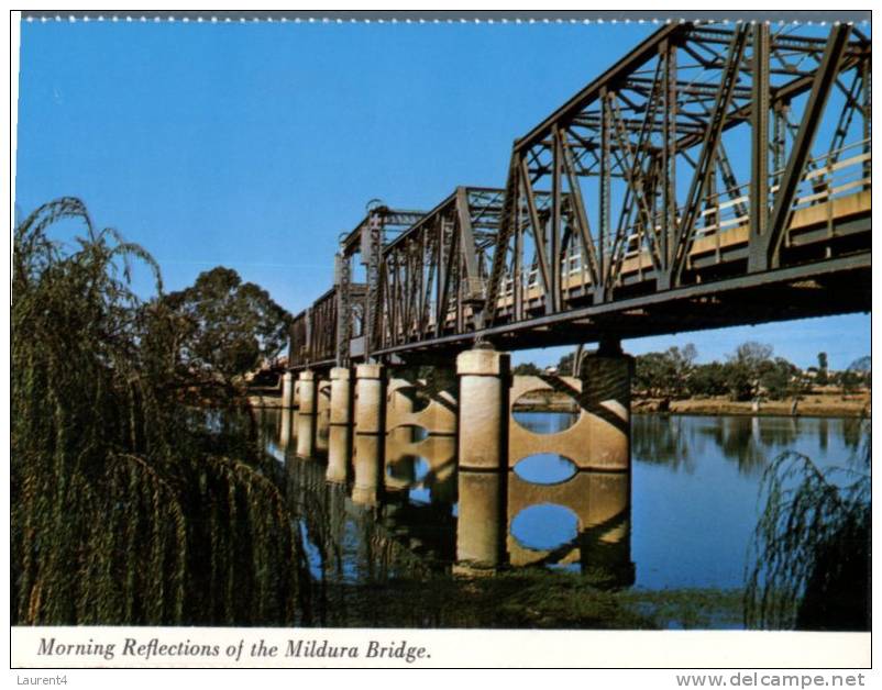 (105) Australia - VIC - Mildura Bridge - Mildura